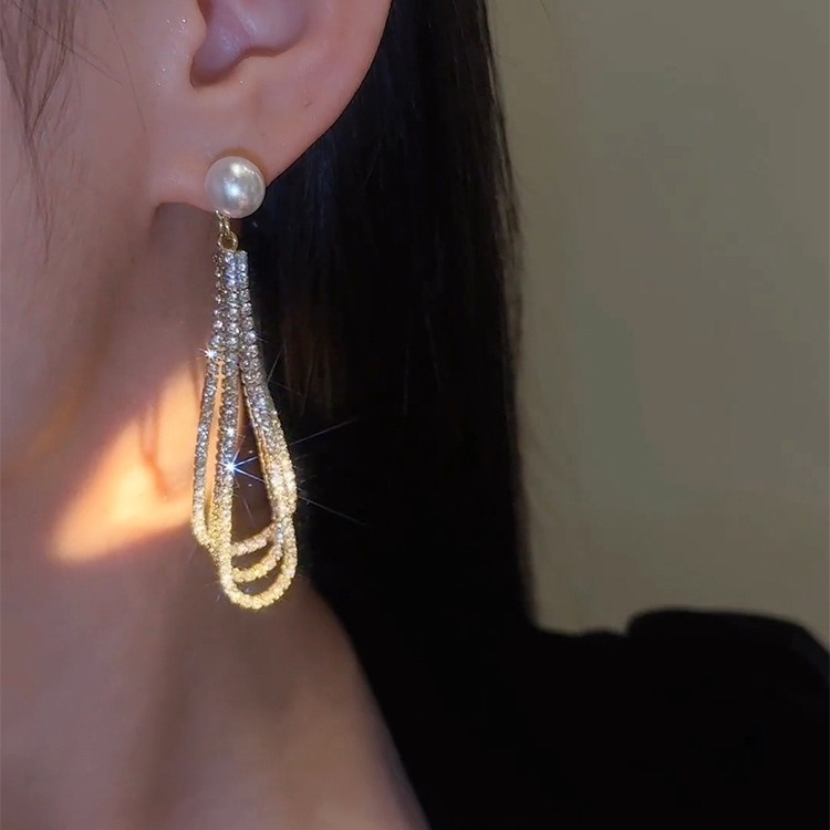 Pearl Tassel Elegant Earrings