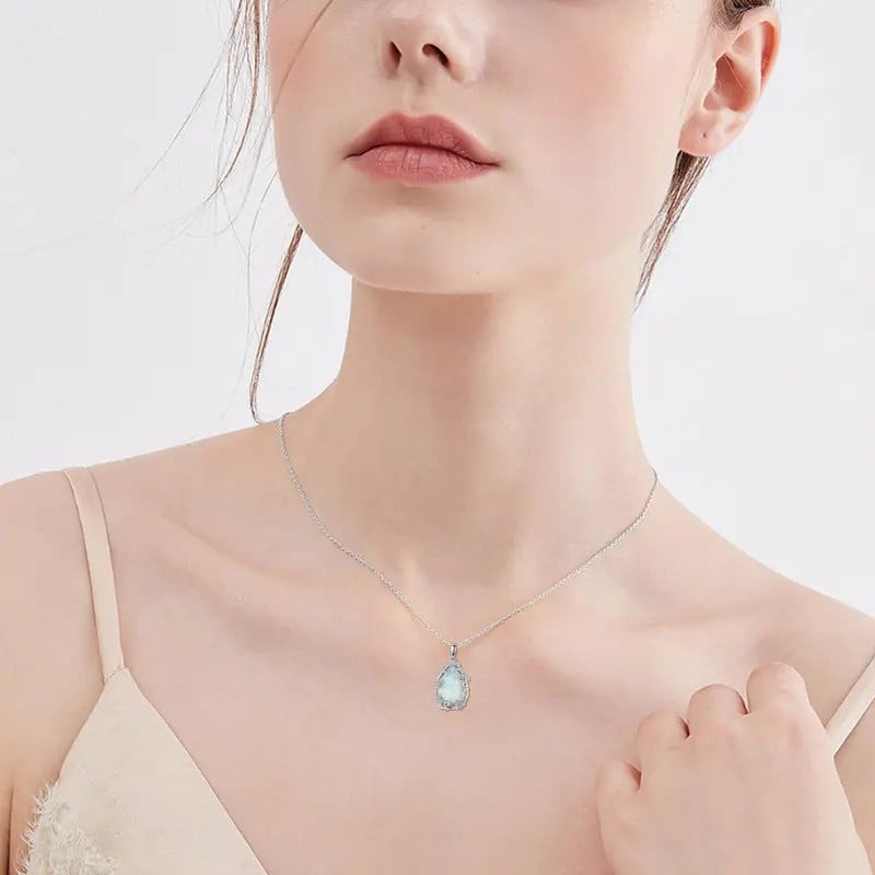 Lucky Rose Opal Necklace