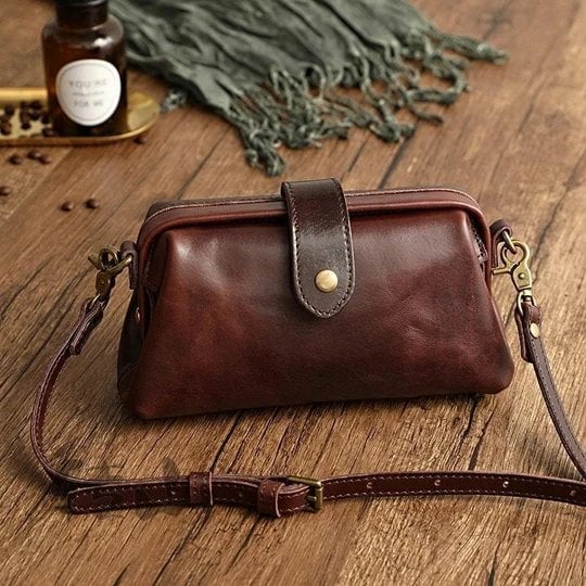 🔥Last Day Promotion 49% OFF🔥 Premium Leather Retro Handmade Bag