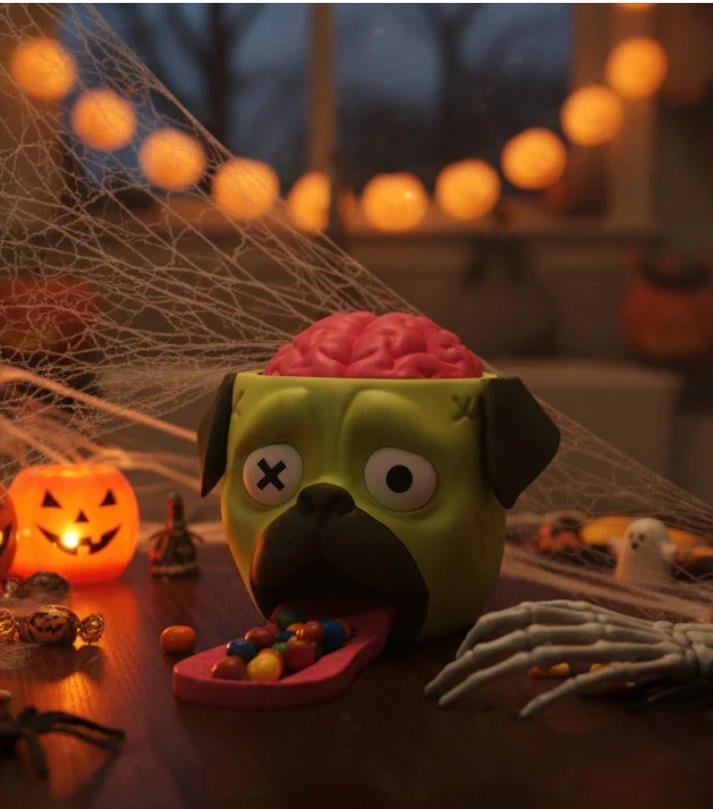 Candy Creeper Pug - Candy Dispenser🧟‍♀️🐶
