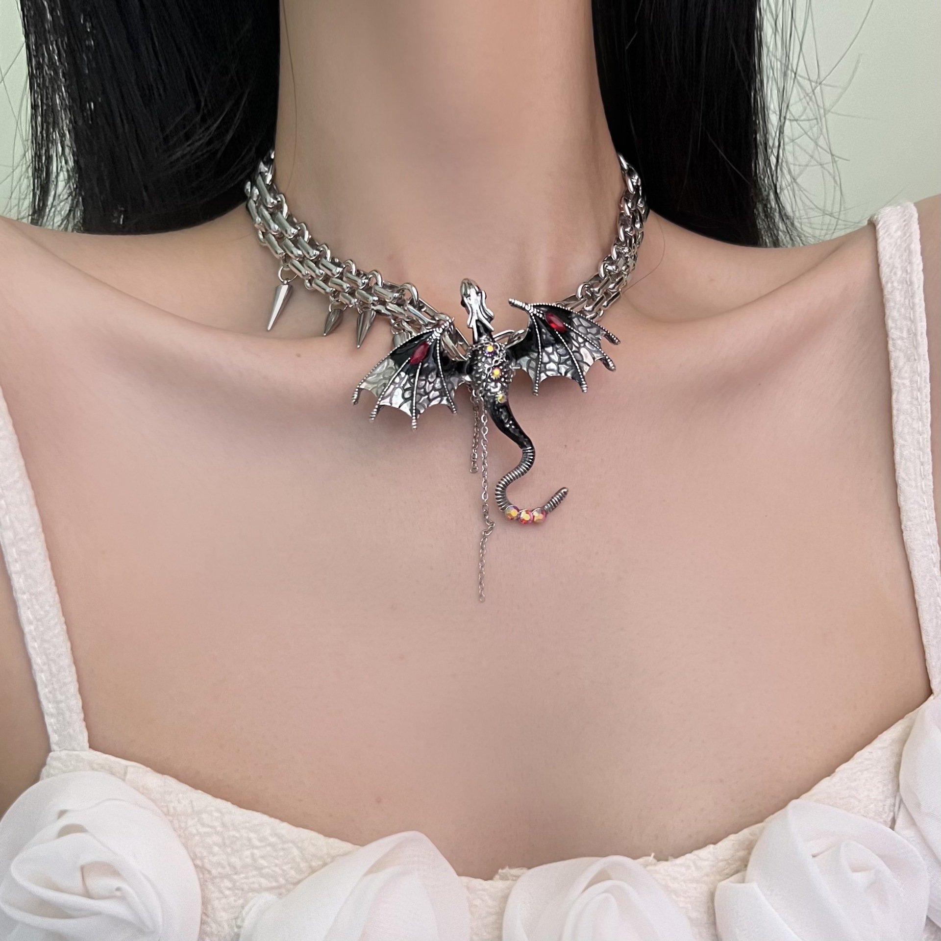 🔥Last Day Promotion 48% OFF-🎁-Imprisoned flying dragon necklace