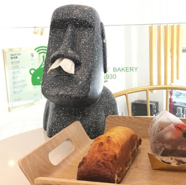 🔥Last Day Promotion - 60% OFF🎁Moai Tissue Box Holder&Desk Decoration