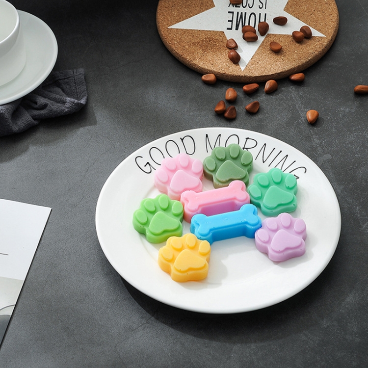 <strong>🏖️Summer Sale - 50% OFF</strong> 🐾Paw & 🦴Bone Silicone Dessert Molds