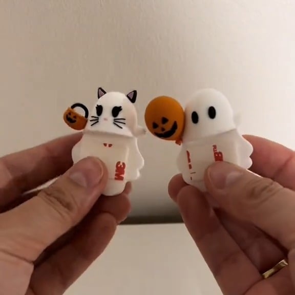 👻📱 Ghostees Mystery Phone Buddy