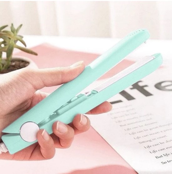 WOMEN'S DAY SALE🔥2-IN-1 CERAMIC MINI HAIR CURLER