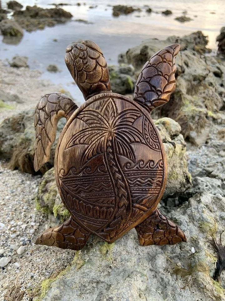 ❤️Hawaiian Turtle WoodCarving