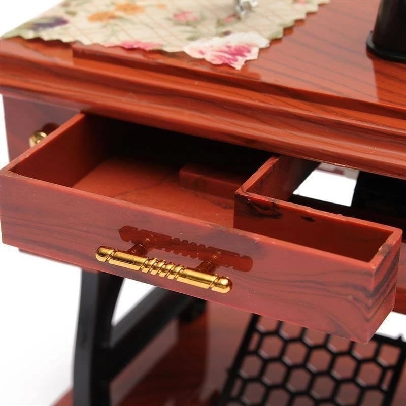 🦋Wood Mini Sewing Machine Music Box