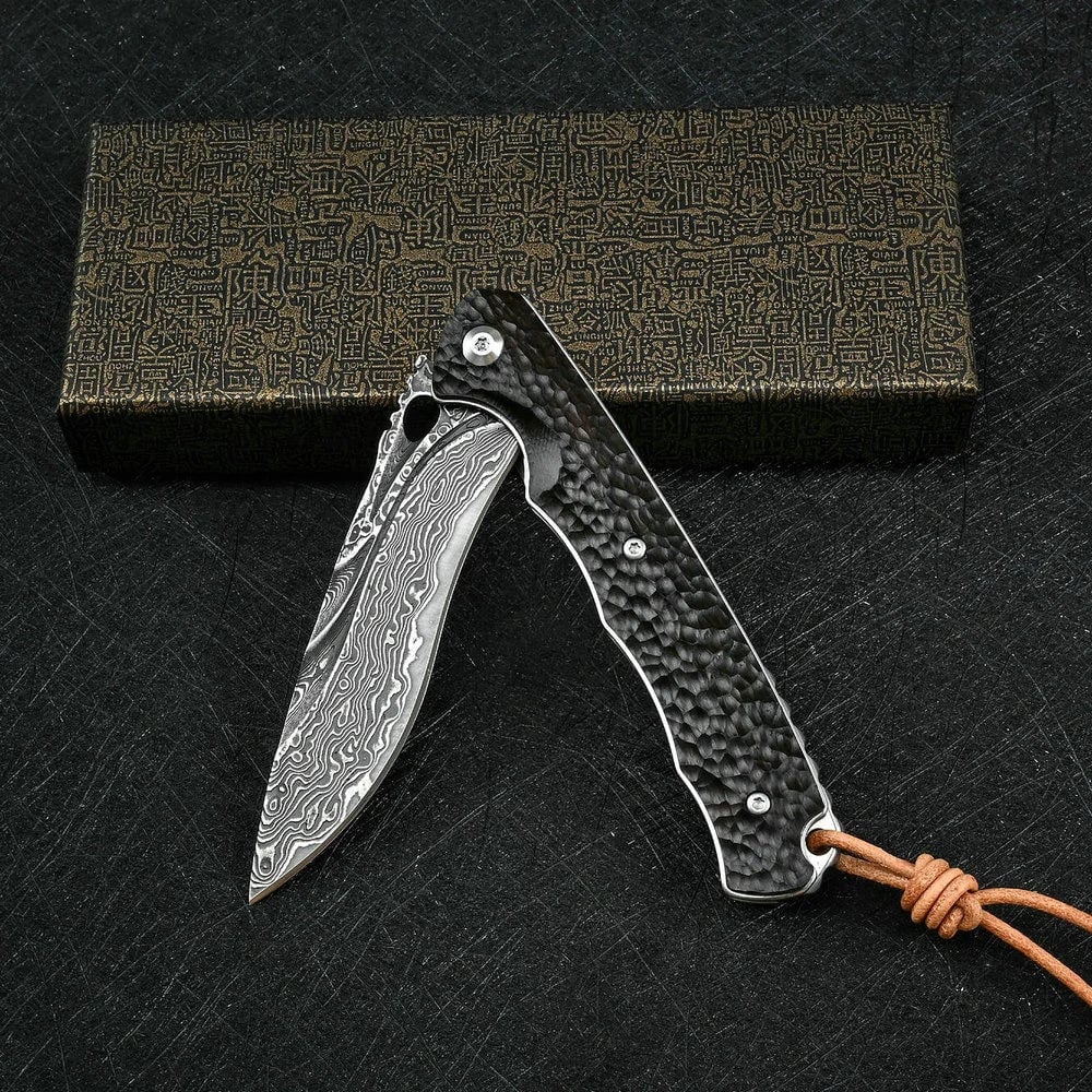 Handcrafted Damascus Steel Knife