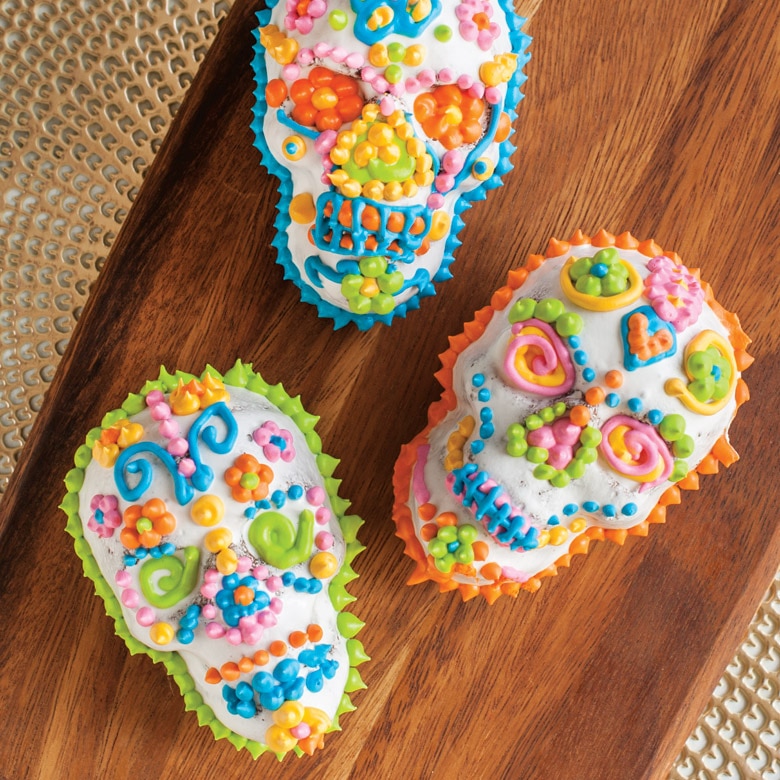 Haunted Skull Halloween Cakelet Pan