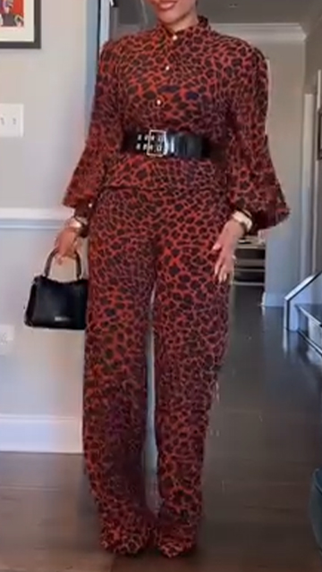 Ladies' Round Neck Leopard Print Casual Temperament Set
