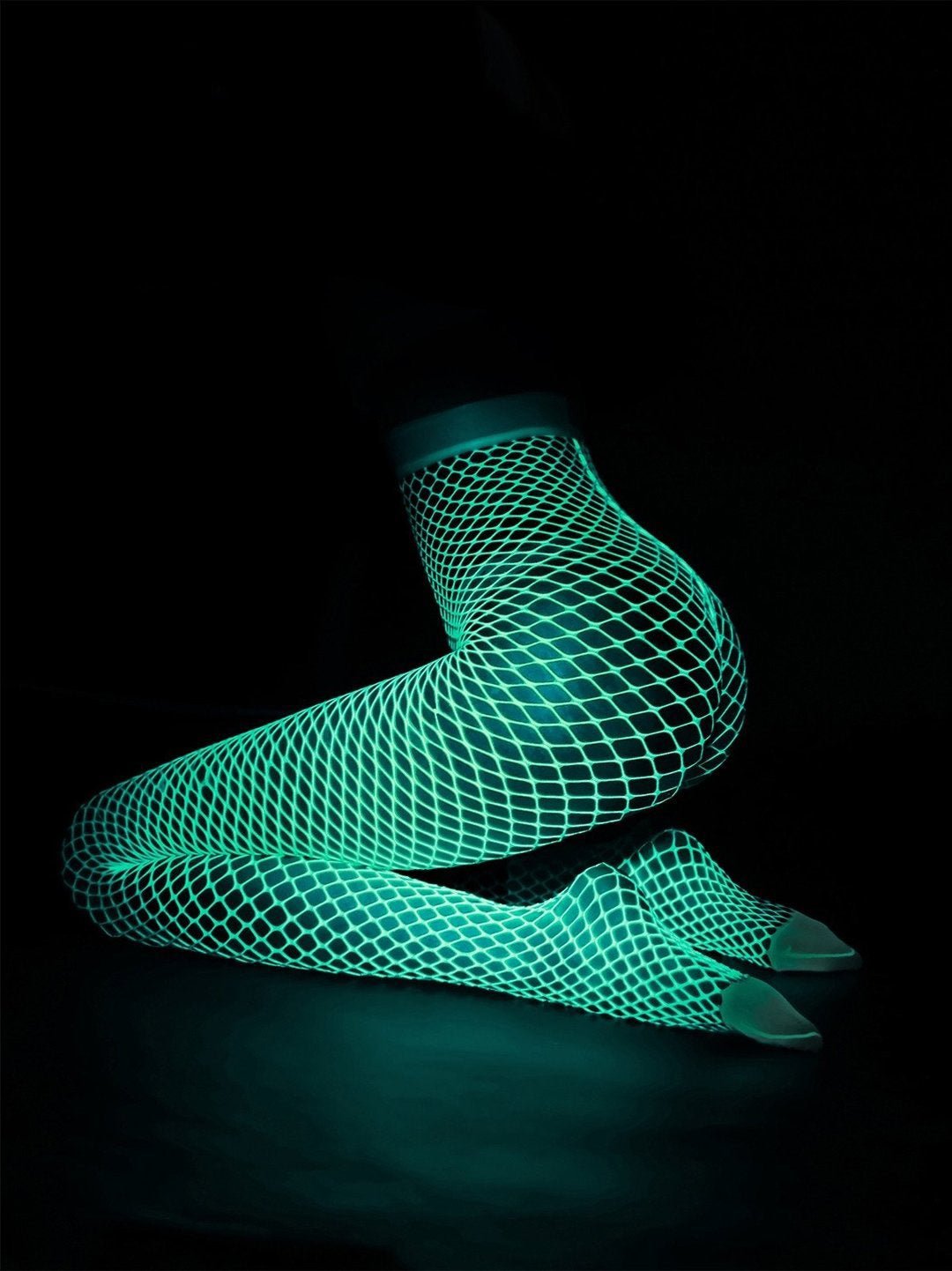 🔥Last Day Promotion 50% OFF🔥2023 Luminous Fishnet Stockings, BUY 3 GET EXTRA 15% OFF & FREE SHIPPING