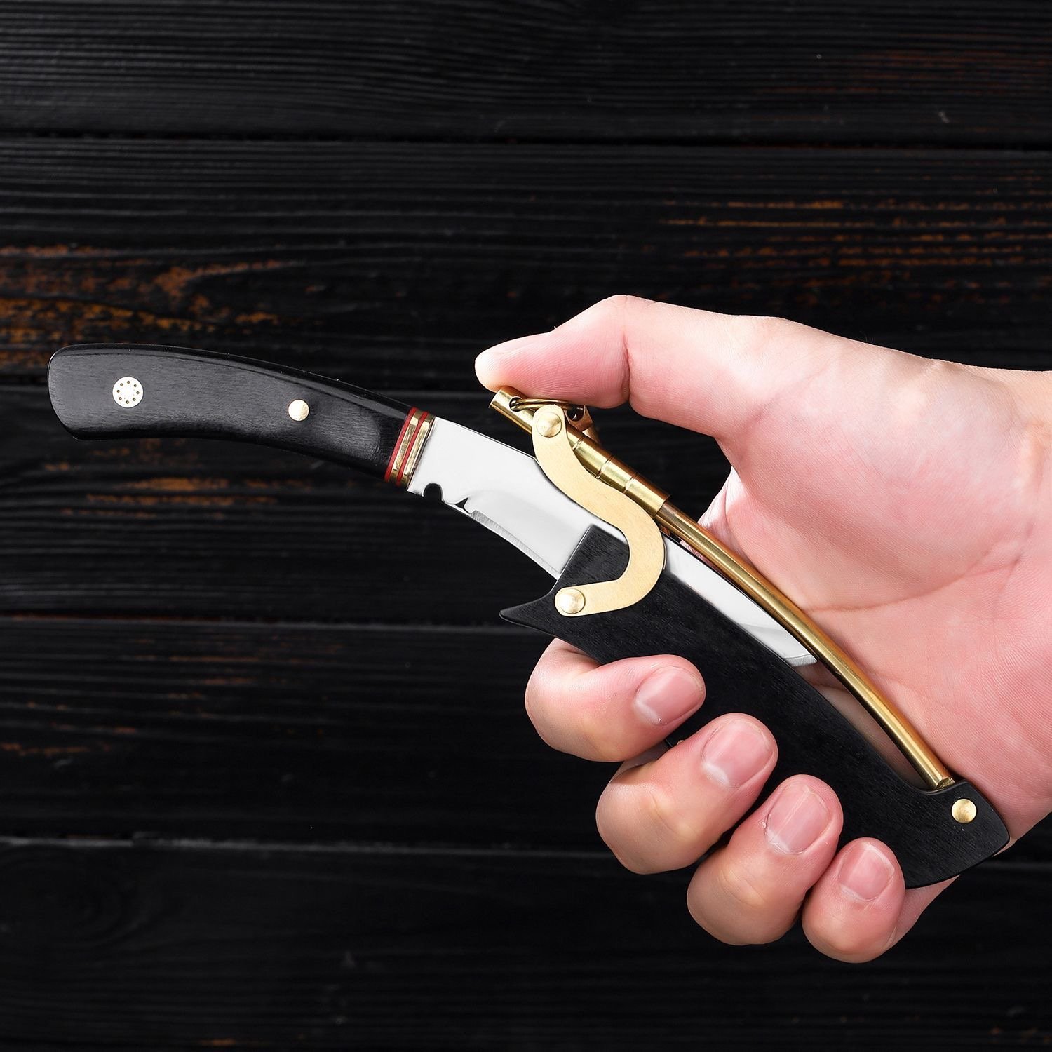 High hardness multifunctional knife