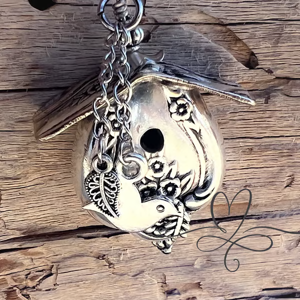 🔥Father's Day Sale🐦Handmade Birdhouse Necklace