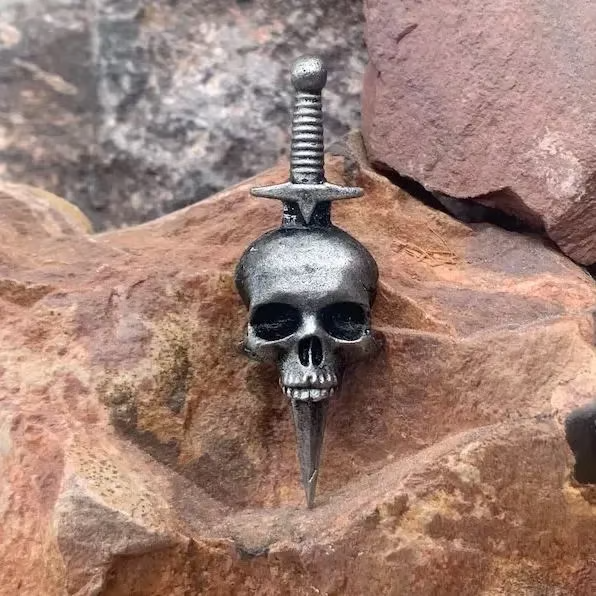 (🎃Early Halloween Sale- 49% OFF) 💀Vintage Gothic Skull Brooch - BUY A Set GET EXTRA 30% OFF & Free Shipping