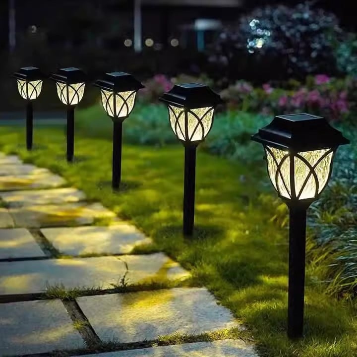 🌟 Solar Garden Glow Lights 🌟