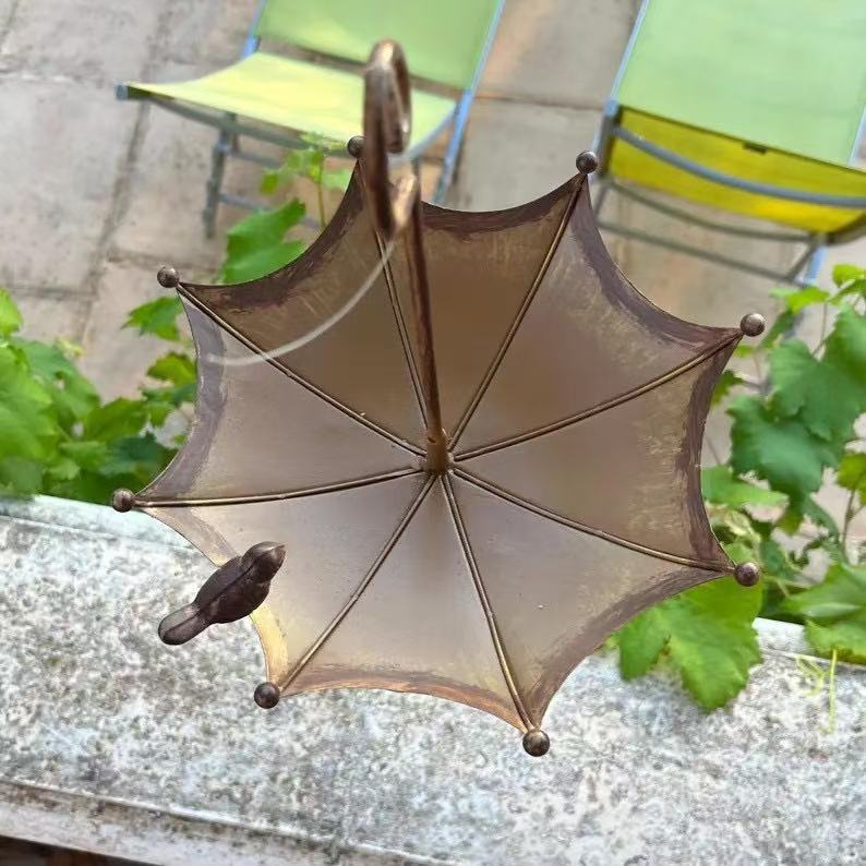 Umbrella Shaped Bird Feeder, Metal Garden Decoration for Hummingbirds, Bees, Butterfly
