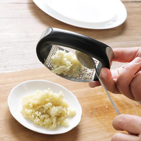 (New Year Sale- Save 50% OFF) Stainless Steel Garlic Press- Buy 3 Save $15