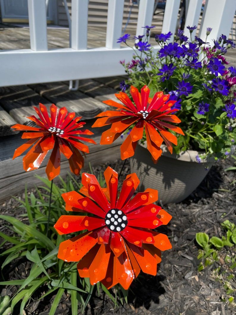🎖️July 4th Flash Sale: 70% OFF Sitewide! 🌻Zinnia Metal Garden Stake🌼 Yard Decoration, Metal Art🪴