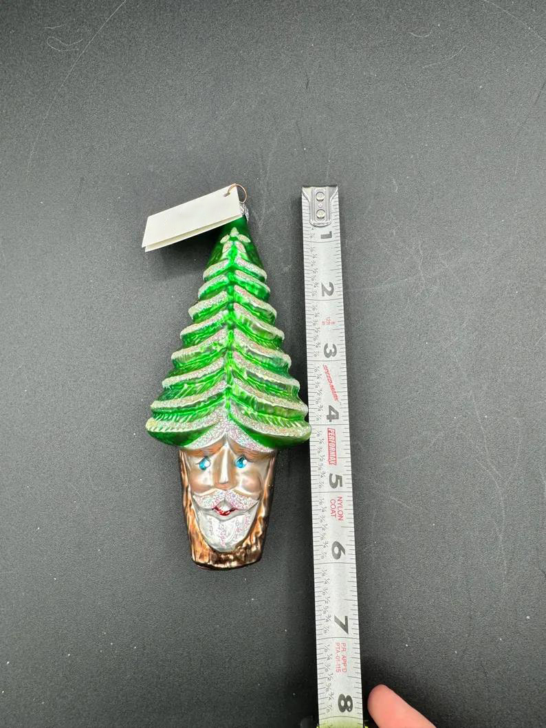 🎄🎅Festive Pine Tree Santa Ornament!