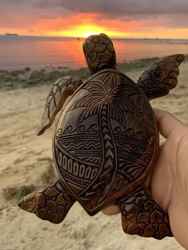 Hawaiian Turtle WoodCarving