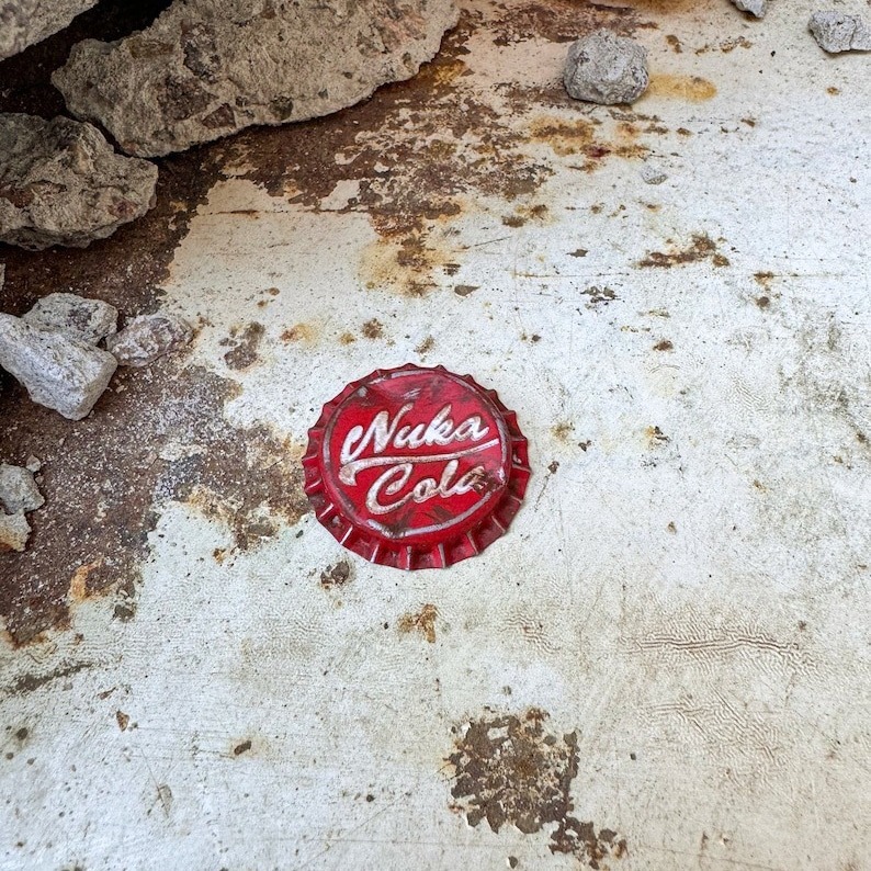 🔥Handmade-Fallout Weathered Bottle Caps (BUY 5 GET 5 FREE)