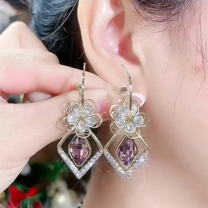 💖2022 Best Gift- 40% OFF🌹Flower Zircon Rhombic Sapphire Drop Earrings