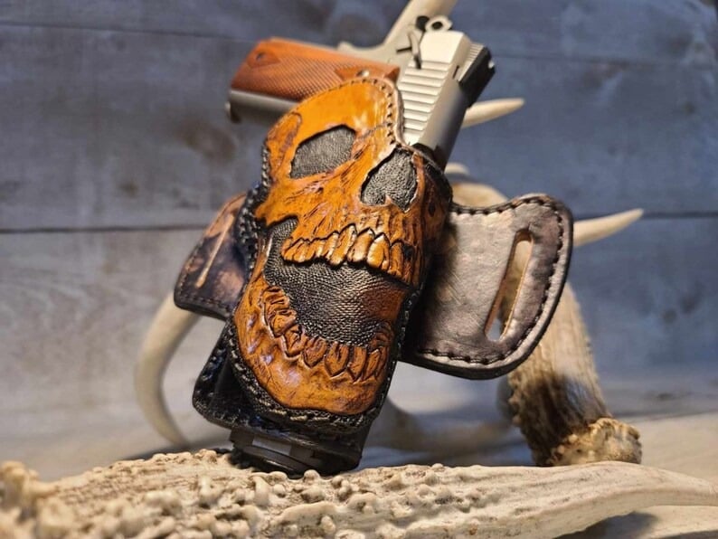 🎁Last Day Promotion- SAVE 70%🔥Handcrafted Leather Skull Holster🎉Buy 2 Get Free Shipping