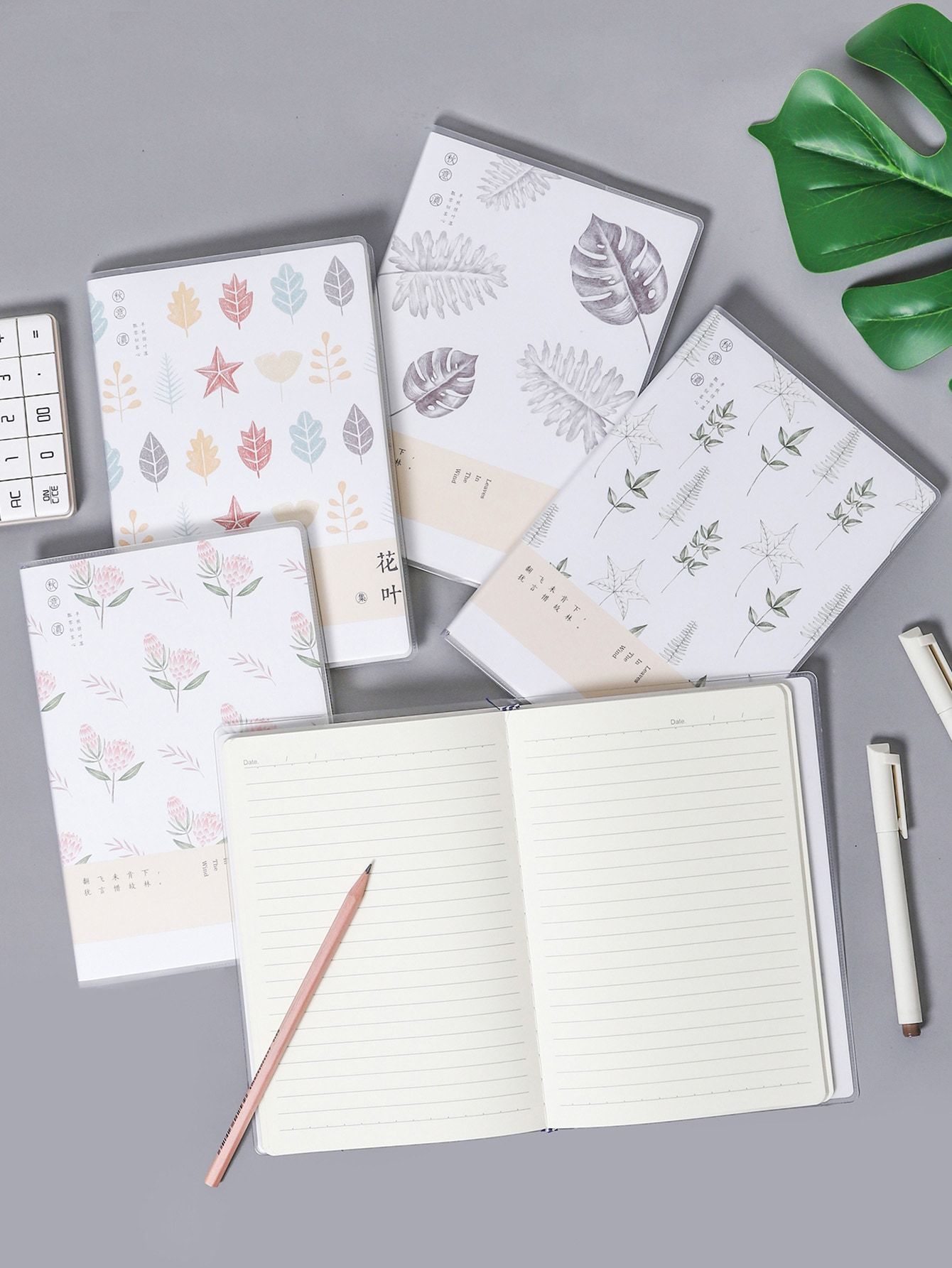 Random Leaf Print Cover Notebook 1pack