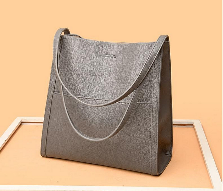 💥LAST DAY SALE 50% OFF💥Solid Color Simple Genuine Leather Shoulder Bag