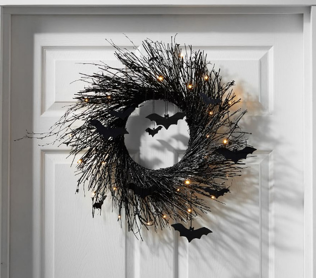 🦇Handcrafted Spooky Bat Vine Wreath with LED Lights