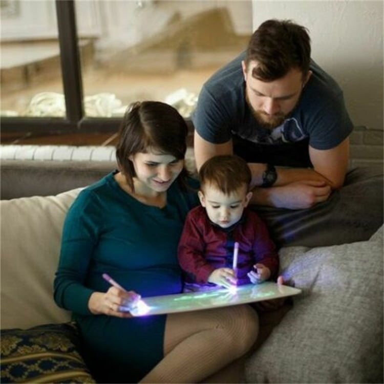 🎁2024 Hot Sale🎁Magic LED Light Drawing Pad - Release the Creativity of Children!