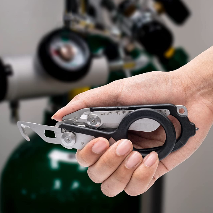 🔥Last Day Promo - 70% OFF🔥 Emergency Rescue Foldable Shears, Buy 2 Save 10% & Free Shipping