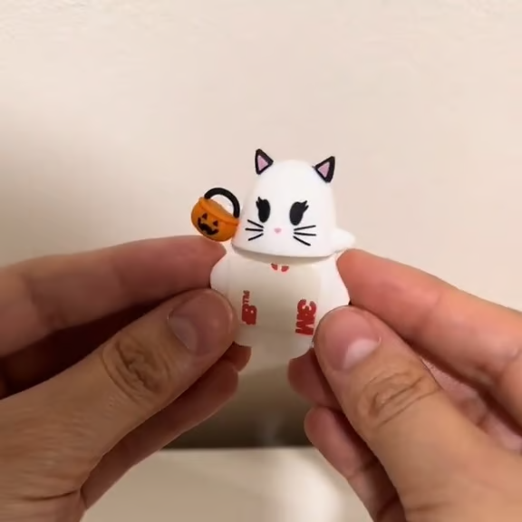 👻Ghostees Mystery Phone Buddy