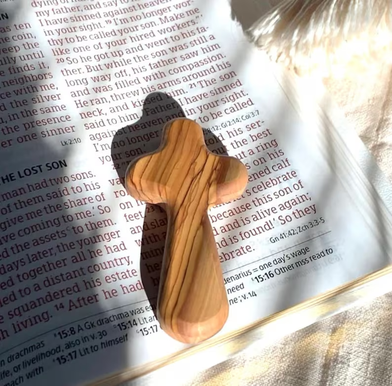 ✝️100% Handmade Wooden Serenity Cross(𝐂𝐡𝐚𝐝 𝐒𝐦𝐢𝐭𝐡 𝐇𝐚𝐧𝐝𝐦𝐚𝐝𝐞®)