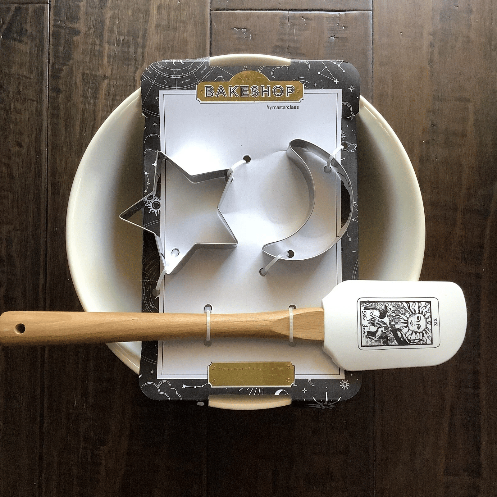 🔥LAST DAY 49% OFF -🧙The Bakeshop Halloween Tarot Cards Mixing Bowl & Baking Utensil Set(4PC )