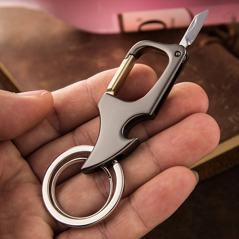 Multifunctional pendant bottle opener metal double ring key chain