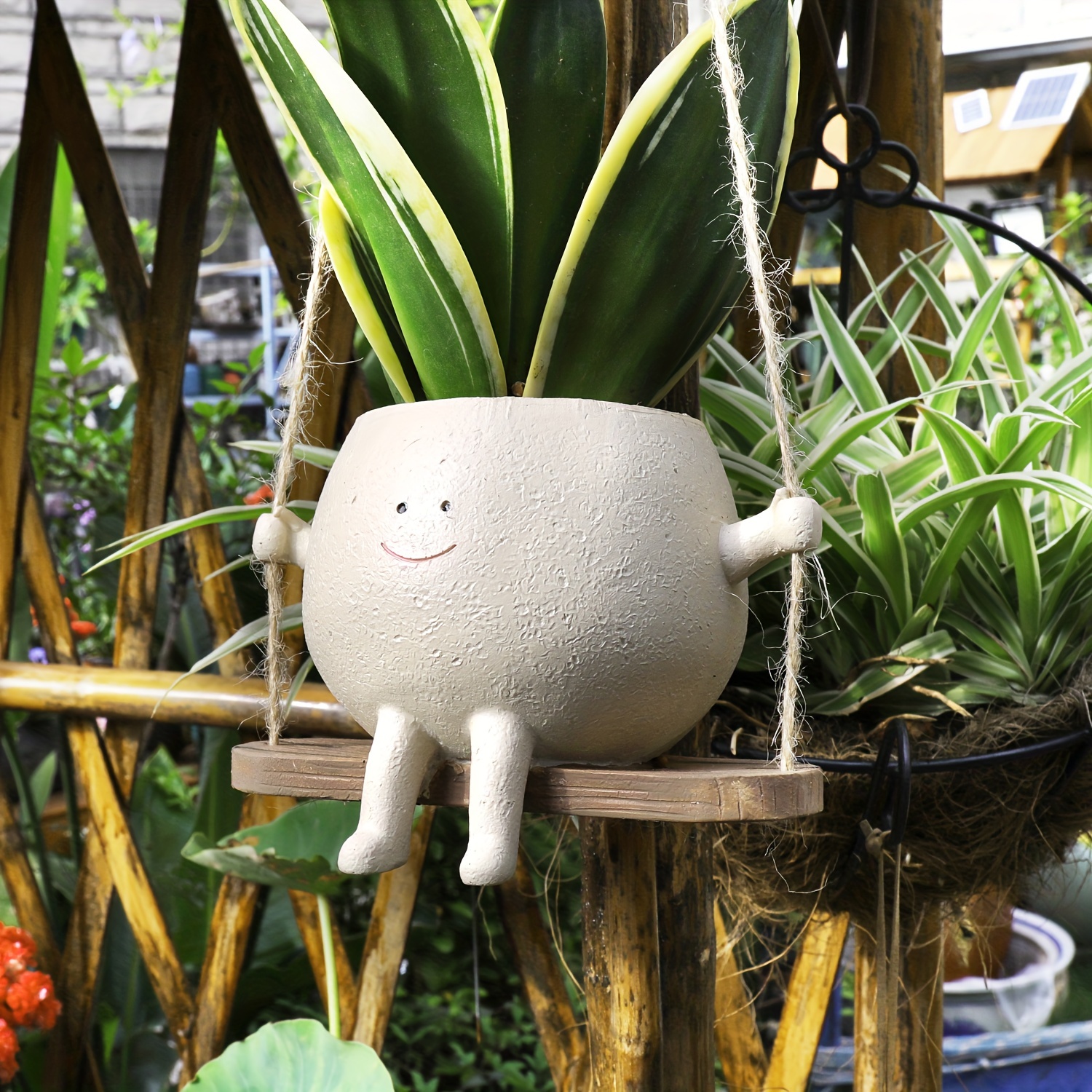 Hanging Smiley Face Planter Pot