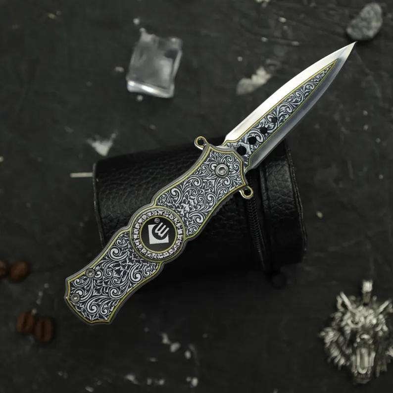 Handcrafted Retro Spinner Pocket Knife – Functional Art in Motion