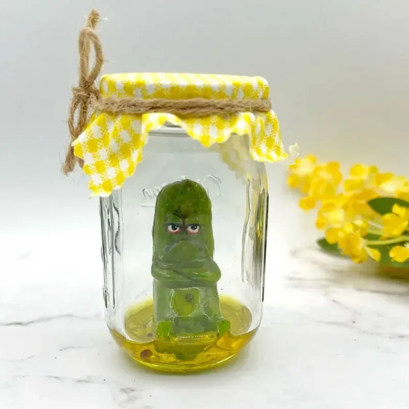 GRUMPY PICKLE IN A JAR SCULPTURE🔥