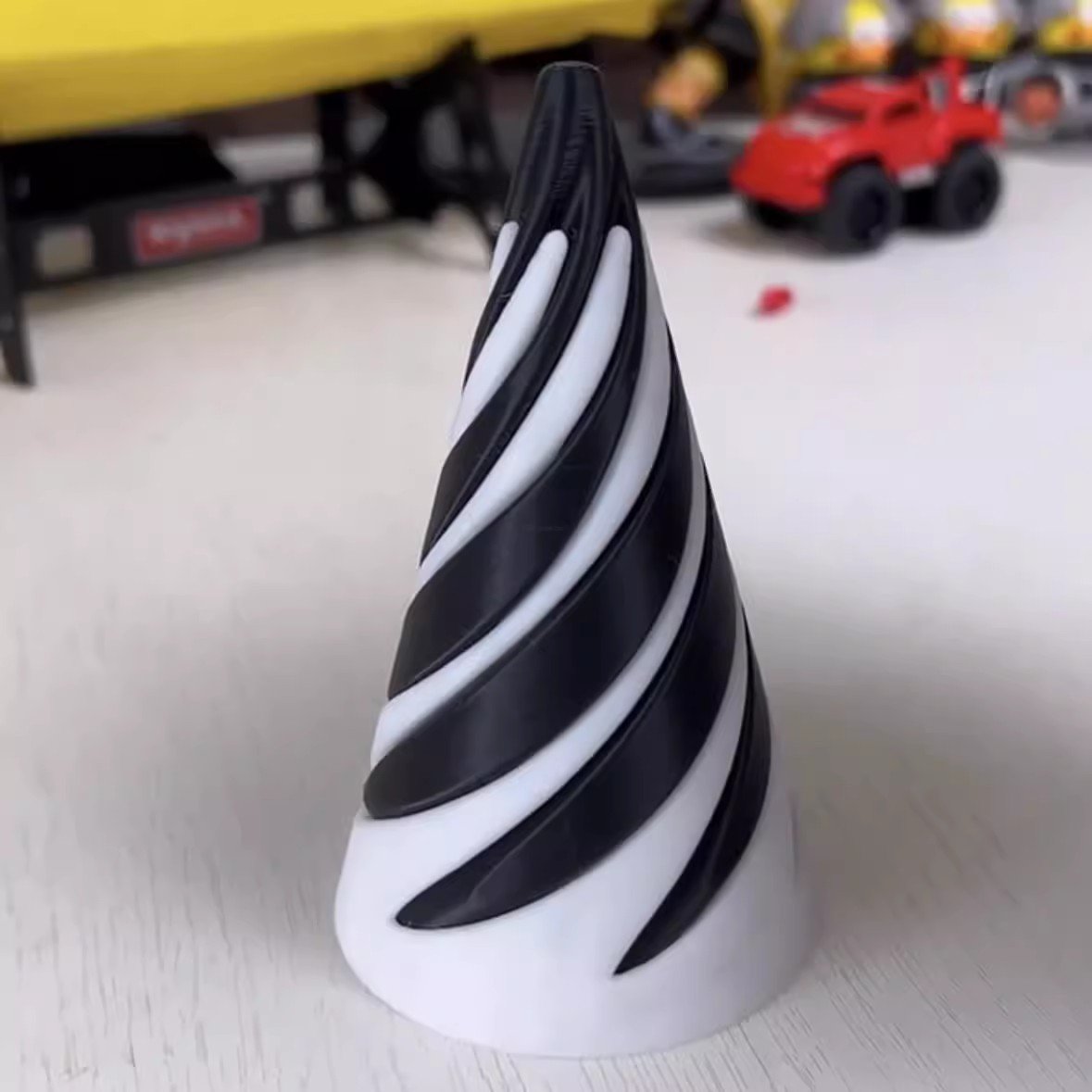 🔥Last Day 49% Off - Spiral Cone Fidget Toy