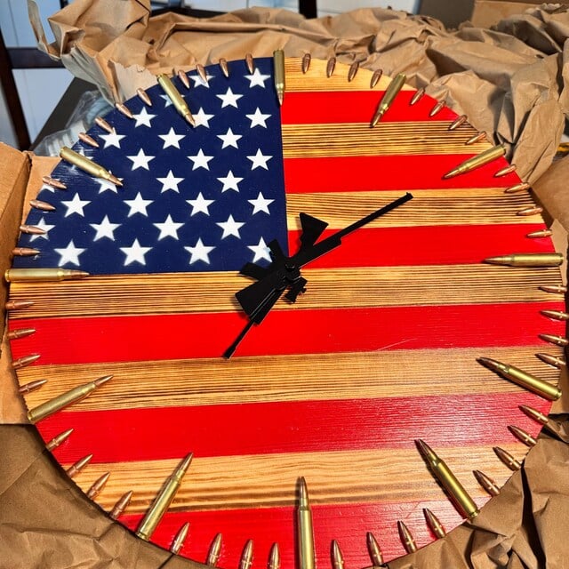 🔥Last Day: 50% OFF🔥Handmade American Flag Patriotic Clock