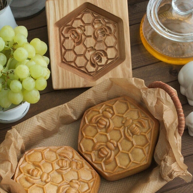 (🌲Early Christmas Sale - 49% OFF) 🍪Carved Wooden Pryanik Gingerbread Cookie Mold