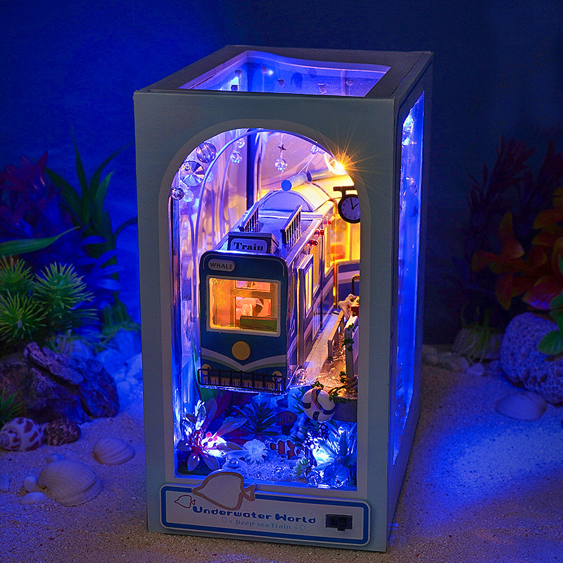 Flynn's Arcade Themed Booknook