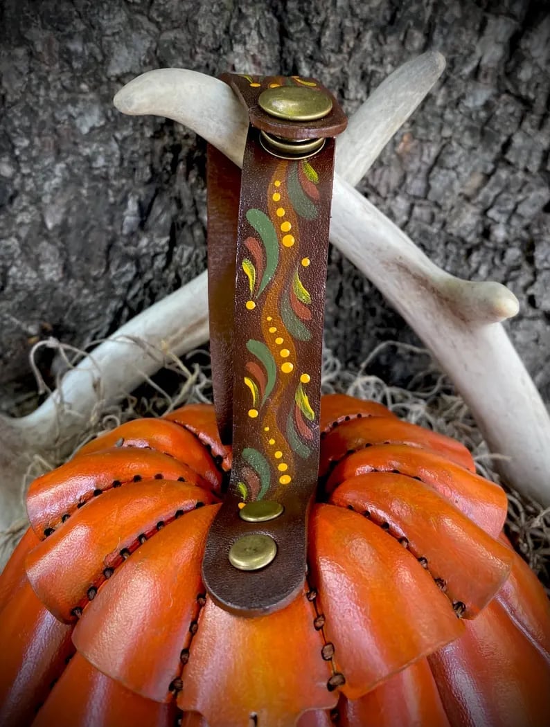 🎁TikTok Last Day Sale - 70% OFF🎃 Pumpkin Leather Foraging Pouch
