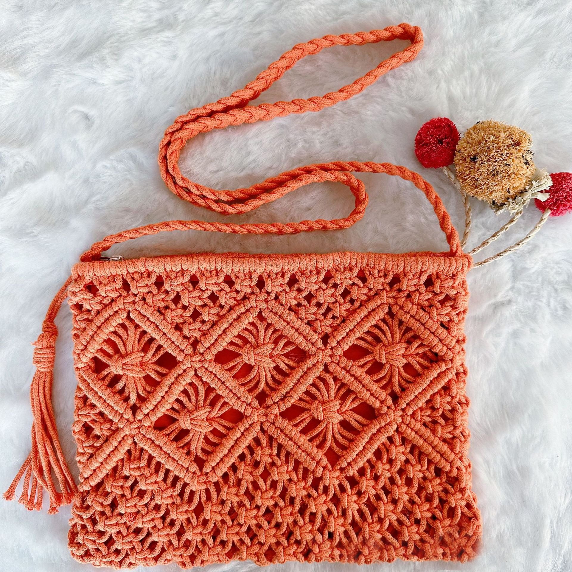 💥LAST DAY SALE 50% OFF💥Minimalist Tassel Women's Clutch⚡BUY 2 FREE SHIPPING