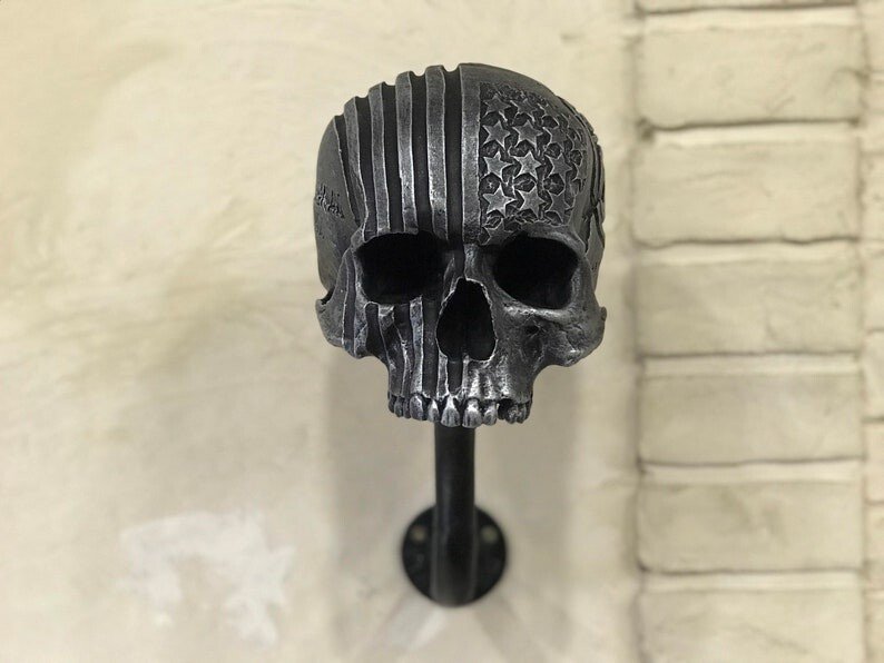 (🔥Hot Sale-40% OFF)☠️Motorcycle skull helmet holder-BUY 2 FREE SHIPPING