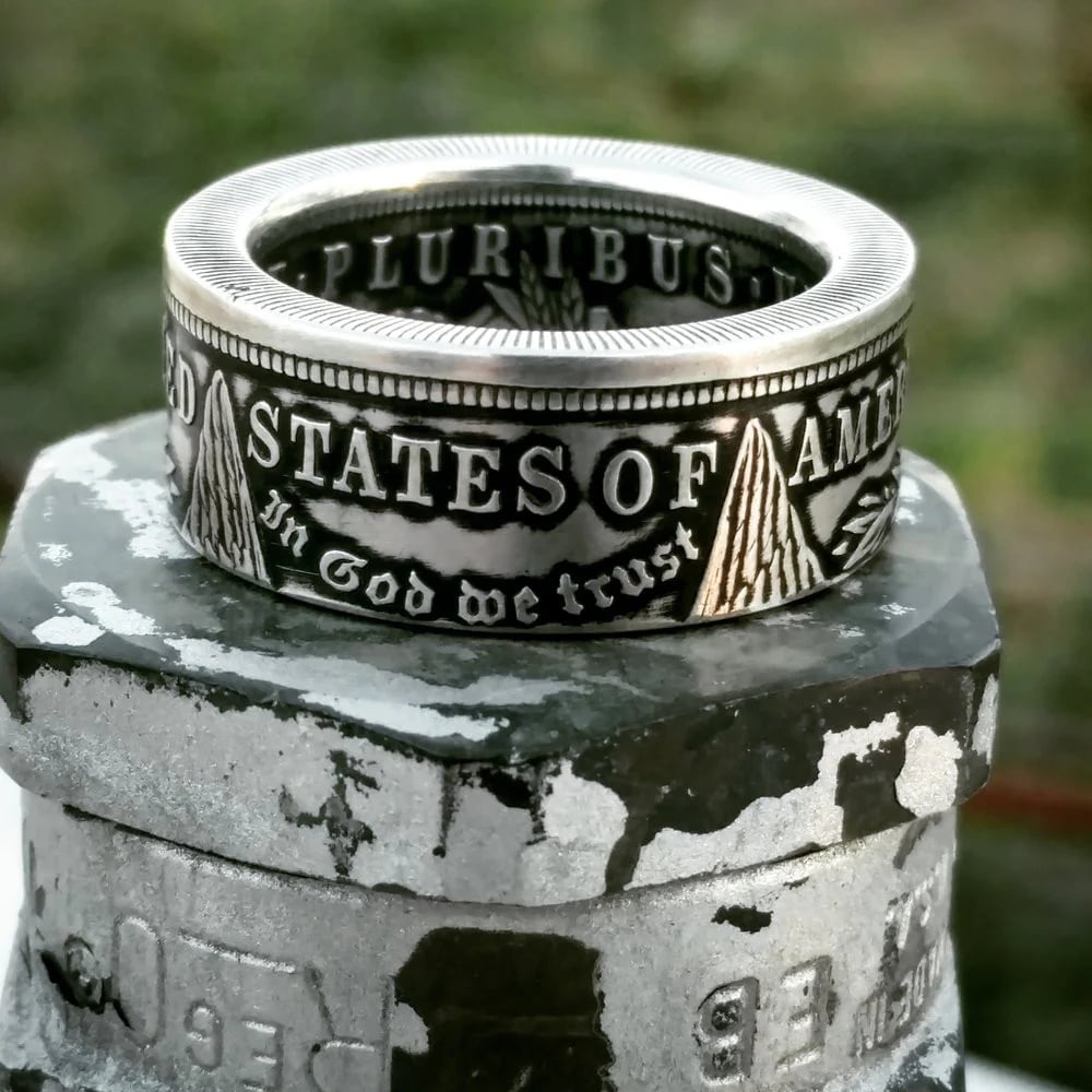 🎁 Classic Morgan Dollar Coin Ring