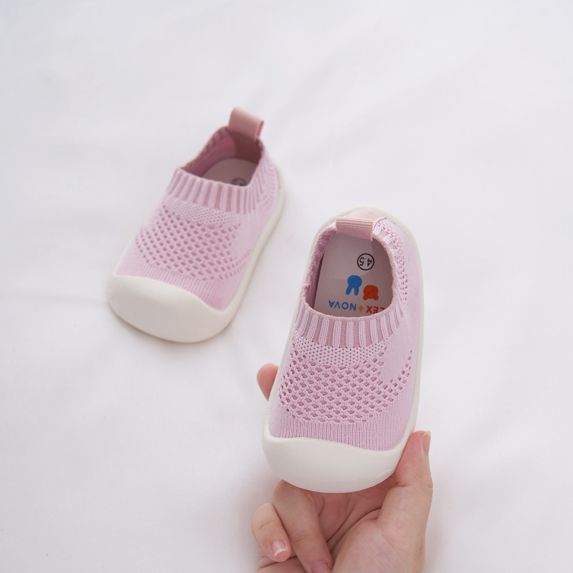 🔥NEW YEAR SALE - SAVE 50%🎄Non-slip Chich Soft Steps Baby Shoes - BUY 2 GET FREE SHIPPING & EXTRA 10% OFF