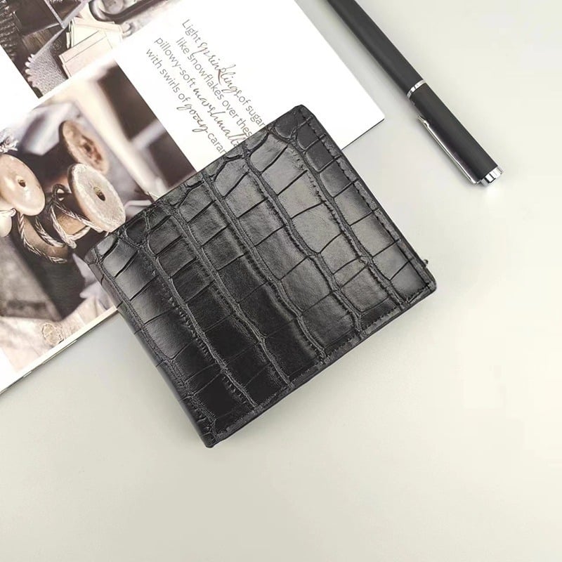 𝐃𝐚𝐯𝐢𝐝 𝐋𝐞𝐚𝐭𝐡𝐞𝐫 𝐂𝐫𝐚𝐟𝐭® Handmade Alligator Texture Wallet - Ready to Ship