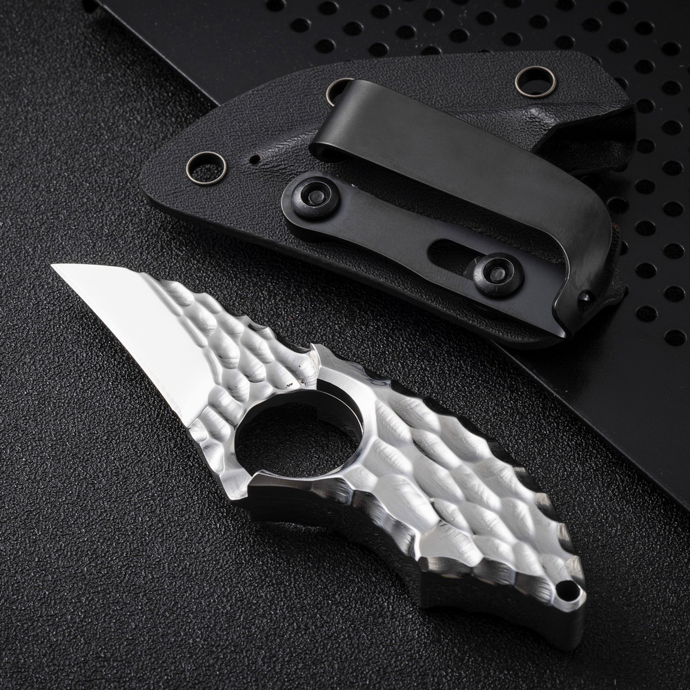 Small tank keel integrated sharp EDC portable knife